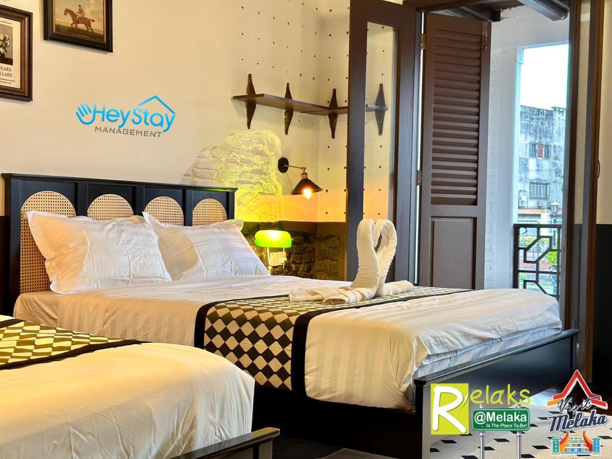 Wayfarer Guest House Jonker Street Melaka By Heystay Management Luaran gambar