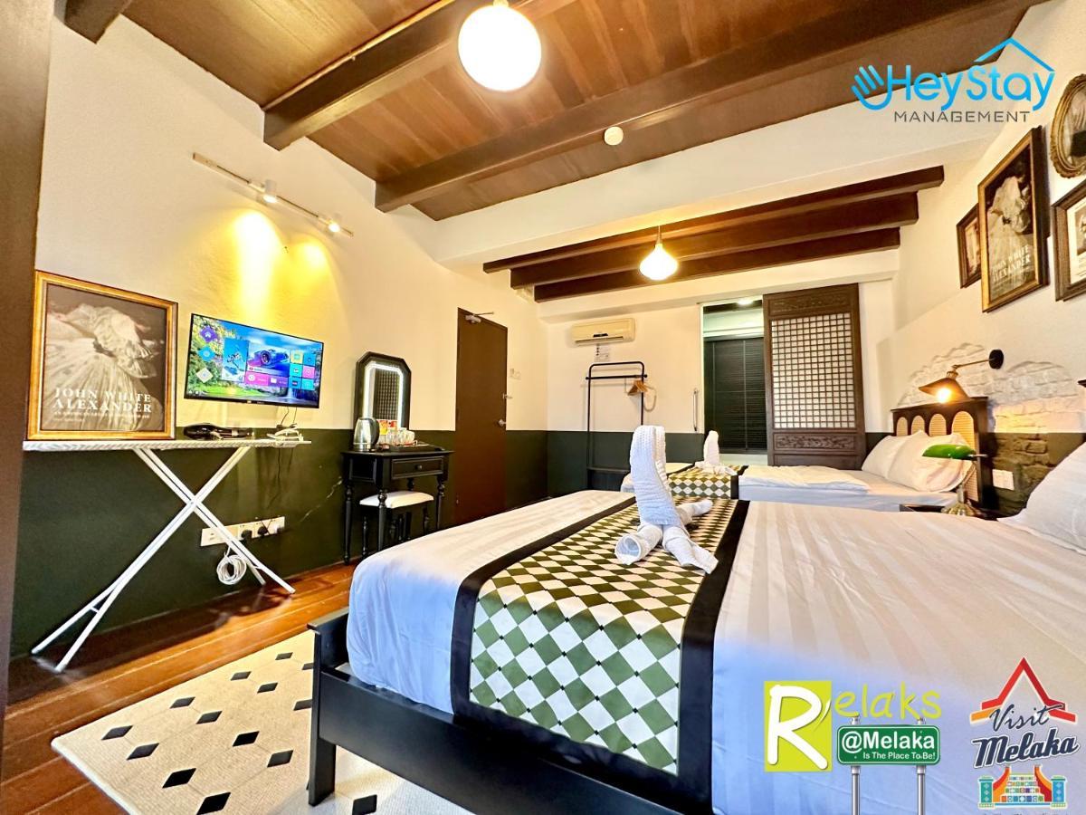 Wayfarer Guest House Jonker Street Melaka By Heystay Management Luaran gambar