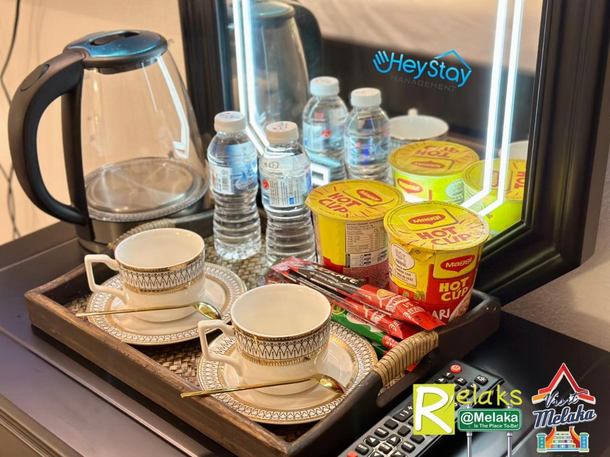 Wayfarer Guest House Jonker Street Melaka By Heystay Management Luaran gambar