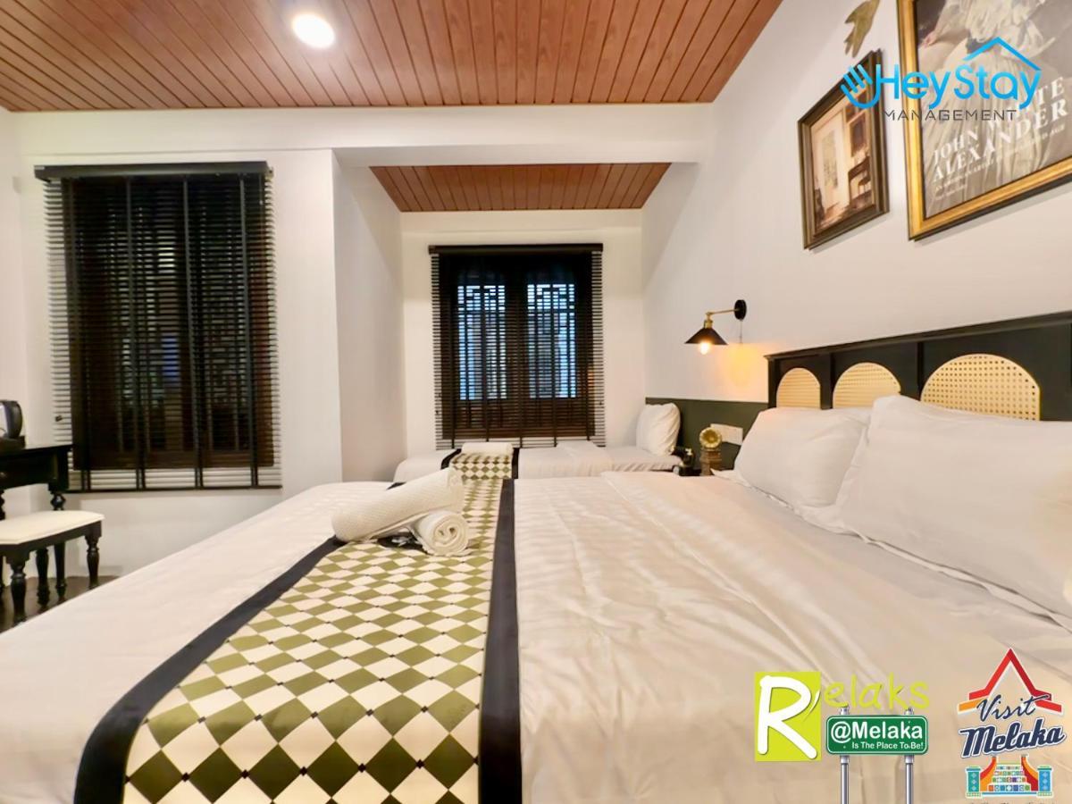 Wayfarer Guest House Jonker Street Melaka By Heystay Management Luaran gambar