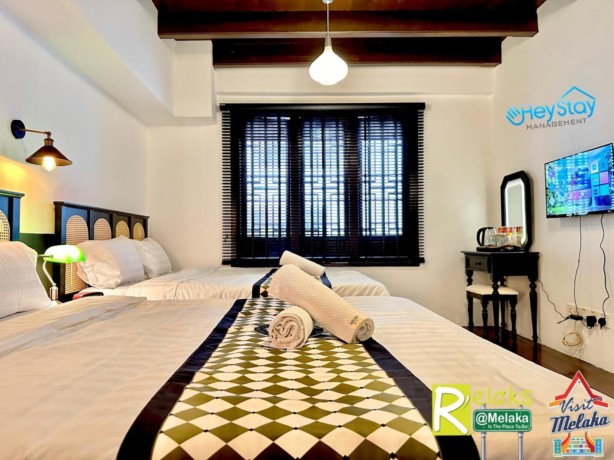 Wayfarer Guest House Jonker Street Melaka By Heystay Management Luaran gambar